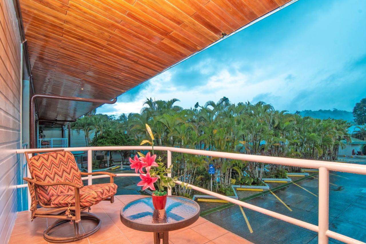 Hotel Casa Roland Golfito Resort Экстерьер фото