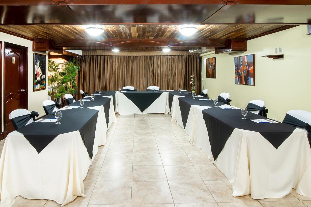 Hotel Casa Roland Golfito Resort Экстерьер фото