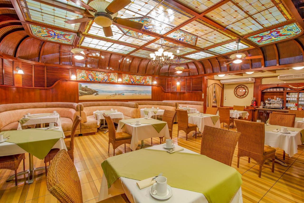 Hotel Casa Roland Golfito Resort Экстерьер фото