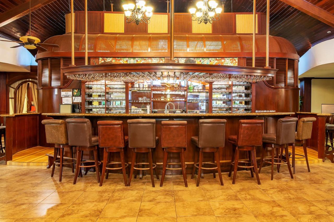 Hotel Casa Roland Golfito Resort Экстерьер фото