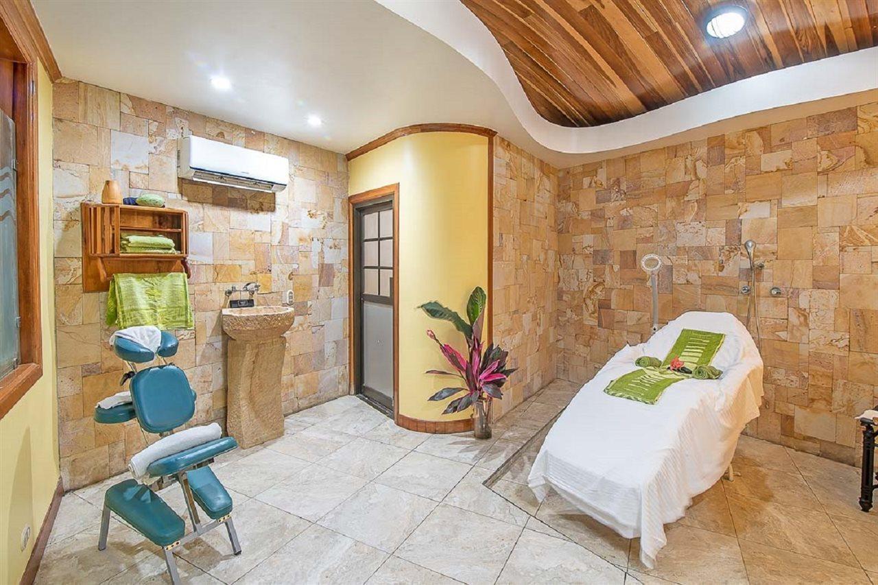Hotel Casa Roland Golfito Resort Экстерьер фото